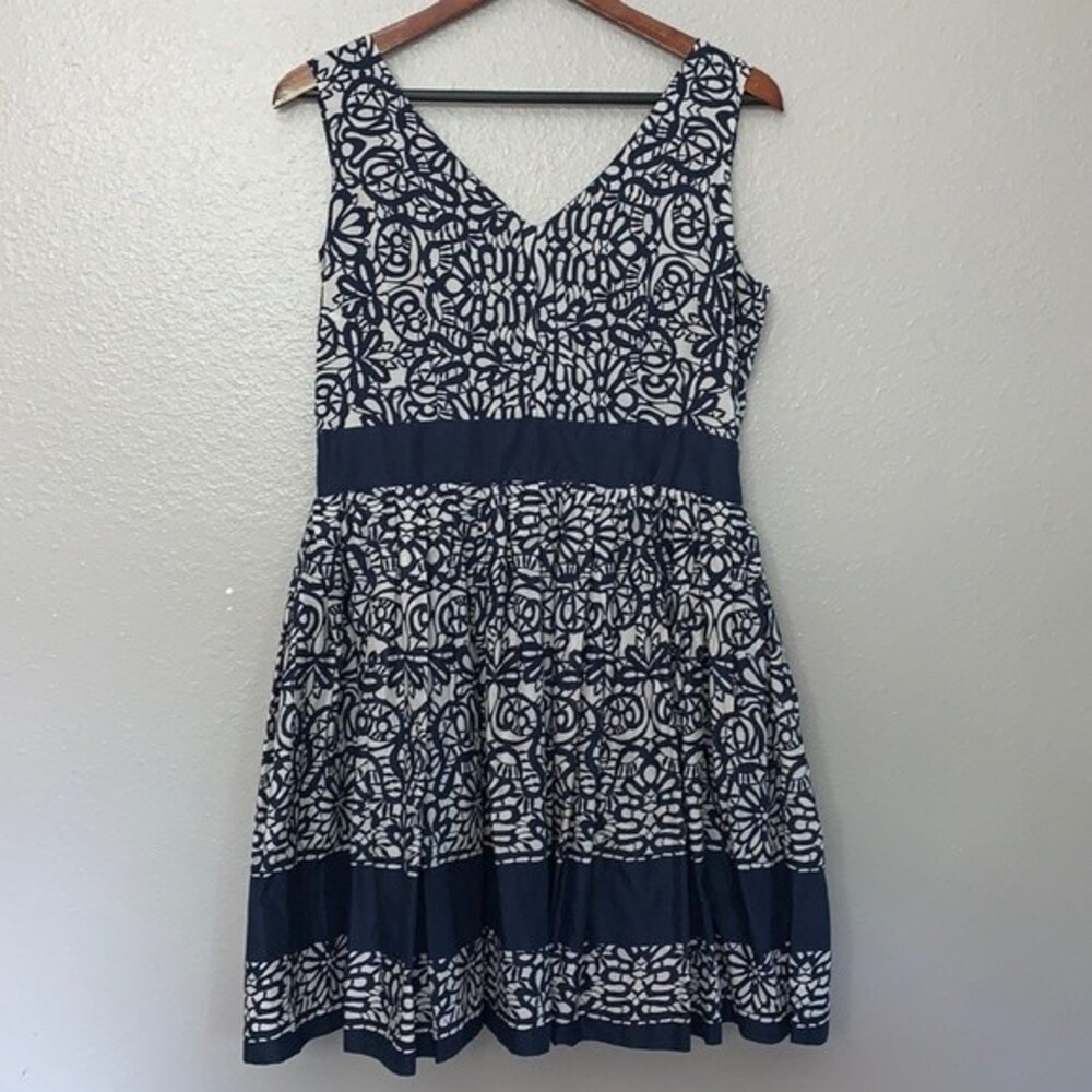 Just Taylor Cocktail Dress Navy/Tan Pleaded size 12